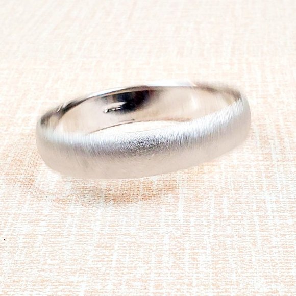 Vintage Signed Monet Brushed Matte Silver Tone 8.5" Bangle Bracelet JB734 - Picture 5 of 5